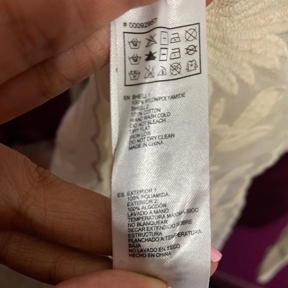 Forever 21 Lace top size Small - Picture 4 of 5